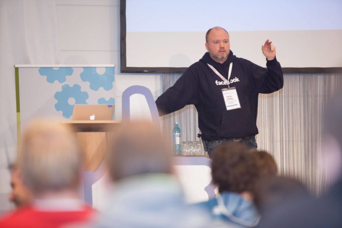 ©2013 Scott Davidson